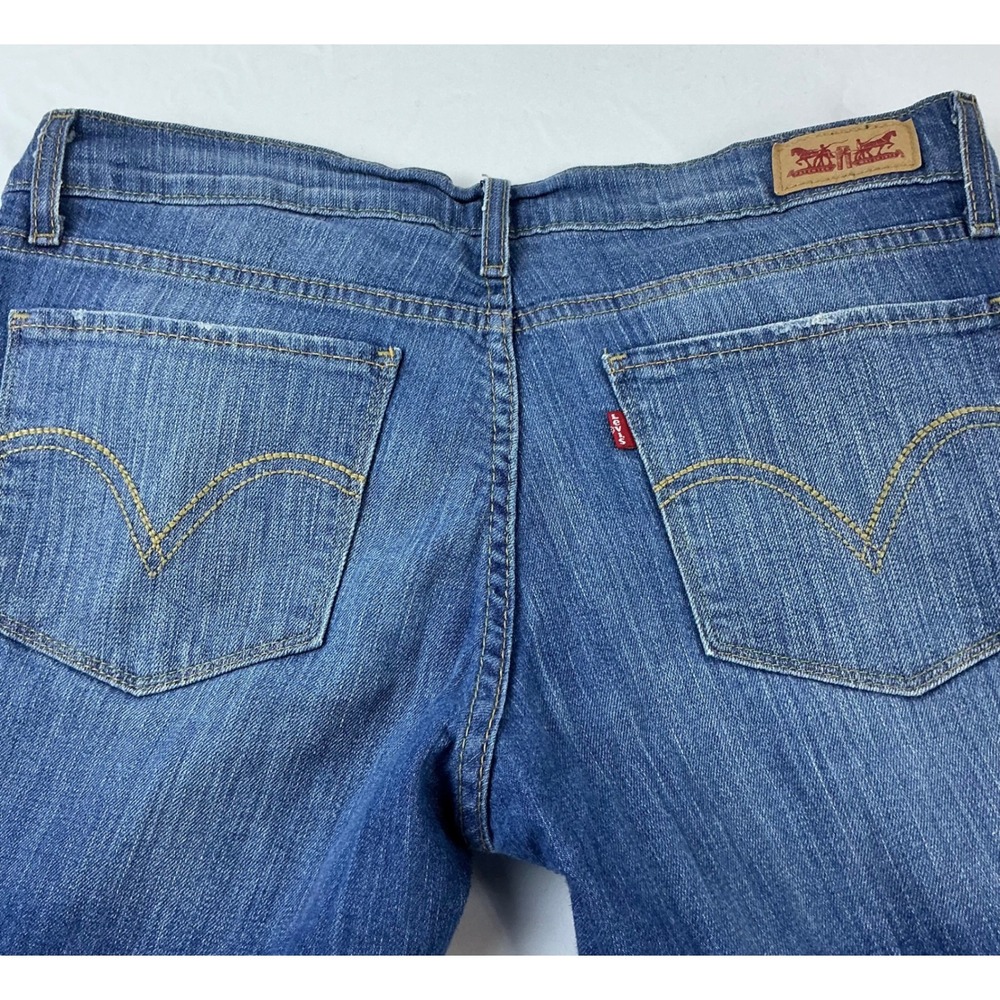Levi's 524 Bootcut Jeans Women's Size 11 Medium Wash Denim Classic Casual - Picture 4 of 13
